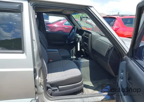 2000 Jeep Cherokee Sport из США, поврежденный, VIN 1J4FF48S8YL135950